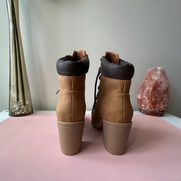 NWOT Call it Spring Booties Sz7 - Picture 4 of 6